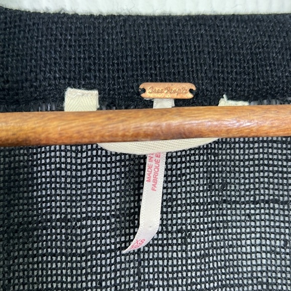 Free People - Black Button Down Long Sleeve Long Lightweight Sweater Duster XS - Picture 10 of 14